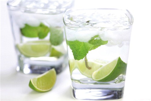 hai loai nuoc uong mua he la than duoc cua nhan sac - 4