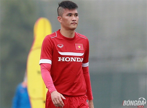 So sánh vui: Sự giống nhau giữa Công Vinh và Ronaldo