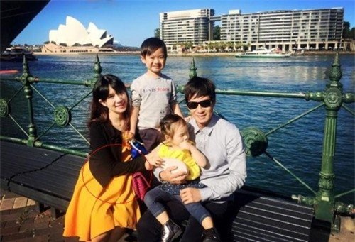 nhan sac ba xa ly hai qua 4 lan lam me hinh anh 1