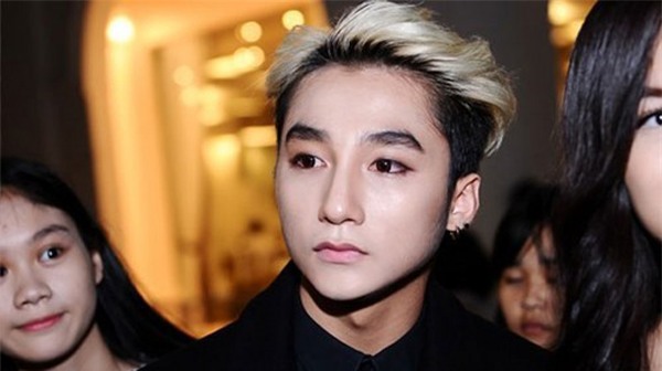 Sơn Tùng ơi, hãy cẩn trọng với son phấn! - Ảnh 4.