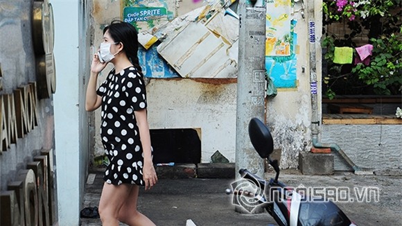 Bà xã Lý Hải lần đầu để lộ bụng bầu 5 tháng 2