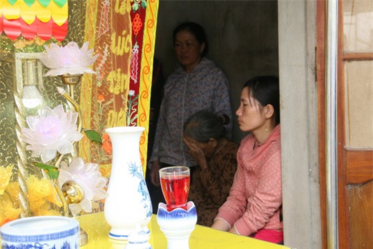 Thợ sửa điện bị giật chết khi điện đã cắt: Nhiều uẩn khúc! - Ảnh 2.