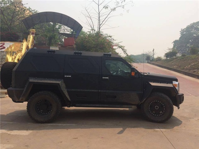 Xe bọc thép, SUV bọc thép, đại gia quảng ninh, xe chống đạn