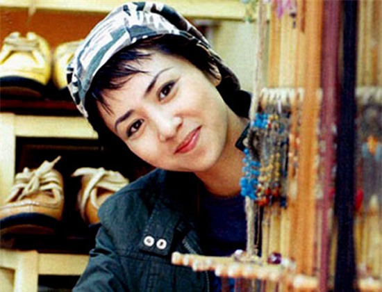 Vẻ xinh xắn của hồi con gái.