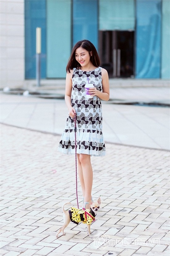 Văn Mai Hương kém sắc 12