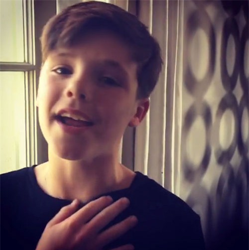 Vợ chồng Becks ê chề khi khoe con quá đà trên mạng 2