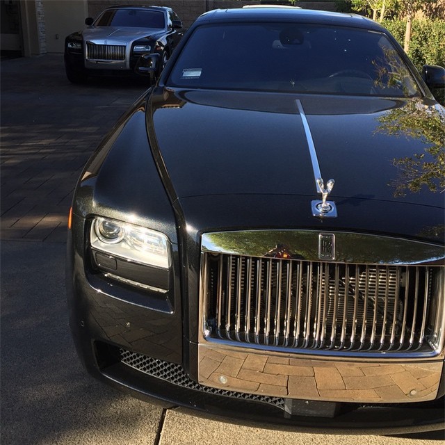 Trọc phú Mayweather tặng bạn gái 4 chiếc Rolls-Royce trong 2 năm - Ảnh 4.