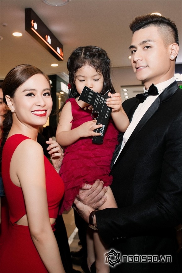 Hoàng Thùy Linh đi ủng hộ Vĩnh Thụy 6