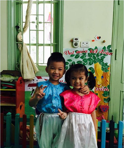 6 sao viet “dai gia” van cho con di hoc truong binh dan - 6