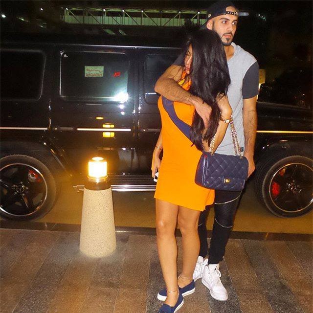 Cuộc sống của chàng trai từng bị trục xuất vì quá đẹp trai giờ ra sao? - Ảnh 8.