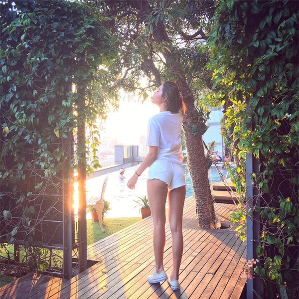 Mới đầu hè, người đẹp Việt đã vội