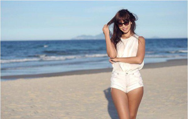 Mới đầu hè, người đẹp Việt đã vội