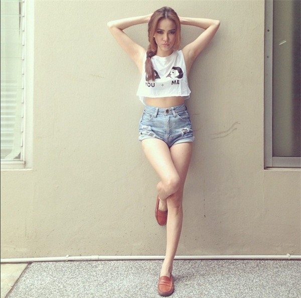 Mới đầu hè, người đẹp Việt đã