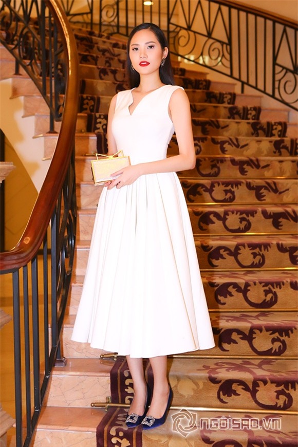 Hoa hậu Phạm Hương được vinh danh Người phụ nữ của năm 14
