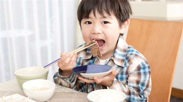 Trẻ em Nhật tự lập từ sớm.