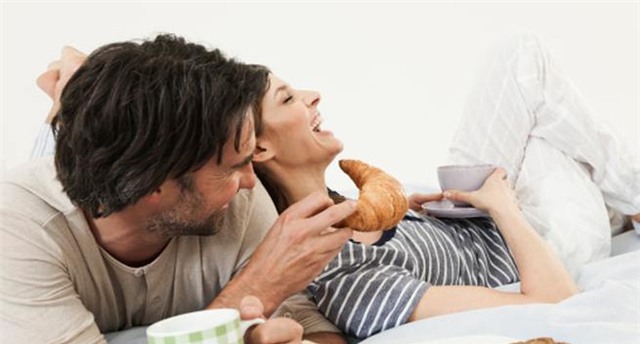 5 dieu cac cap vo chong phai lam sau khi quan he - 4