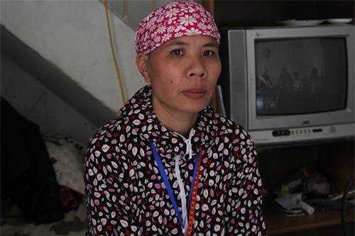 Mẹ già trên 80 tuổi vẫn 'ăn nhờ, ở đợ' nuôi con gái ung thư - 1