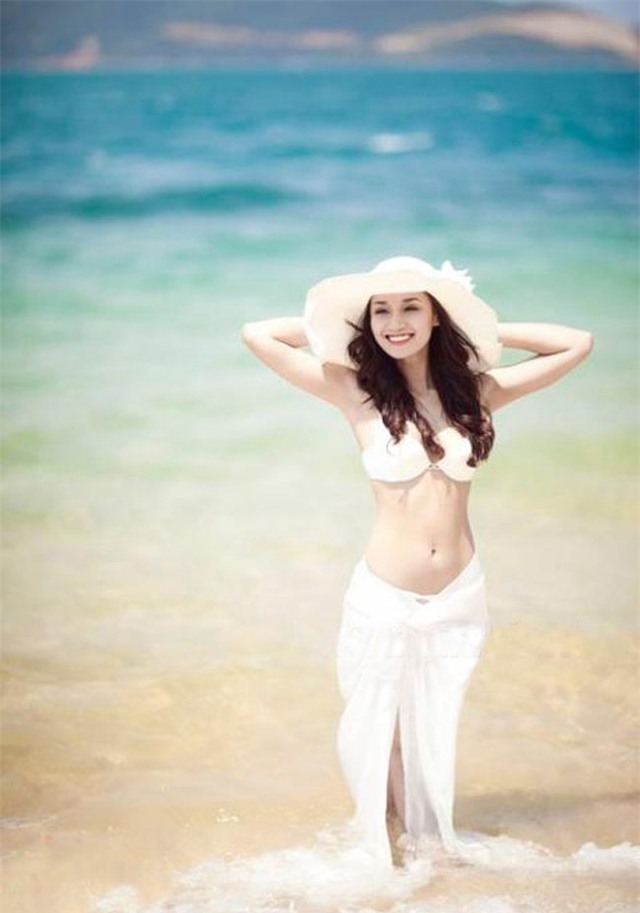 dan my nhan viet so huu anh cuoi bikini "nong ray" hinh anh 16