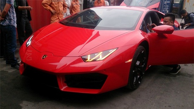 Chi tiet Lamborghini Huracan chinh hang thu 3 tai VN hinh anh 1