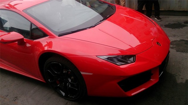 Chi tiet Lamborghini Huracan chinh hang thu 3 tai VN hinh anh 2