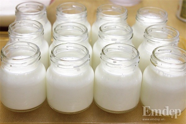 cách làm sữa chua, sữa chua hoa quả, món ngon, món ăn vặt