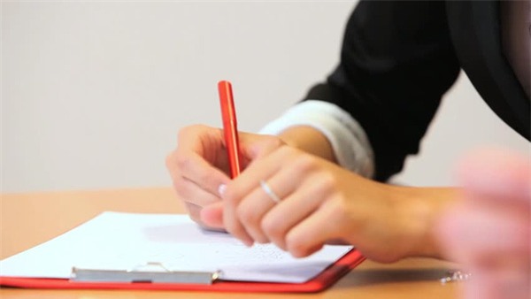 phong thủy tình yêu bút đỏ