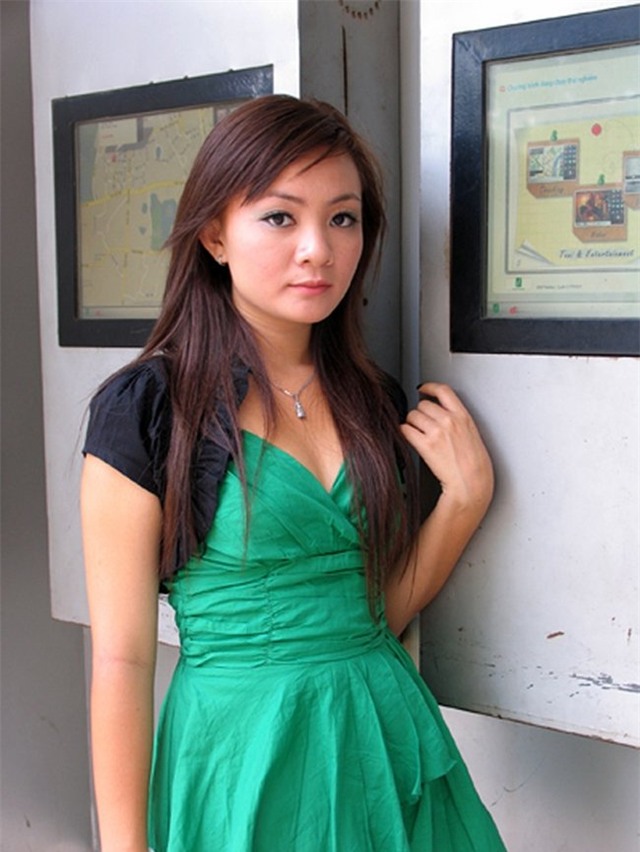 Những hình ảnh khi Xuân Mai trưởng thành khiến nhiều người ngỡ ngàng vì quá khác biệt so với lúc nhỏ. Cô nàng cũng từng trở về Việt Nam vài lần vào dịp hè tuy nhiên phản ứng của dư luận lại không mấy tích cực.
