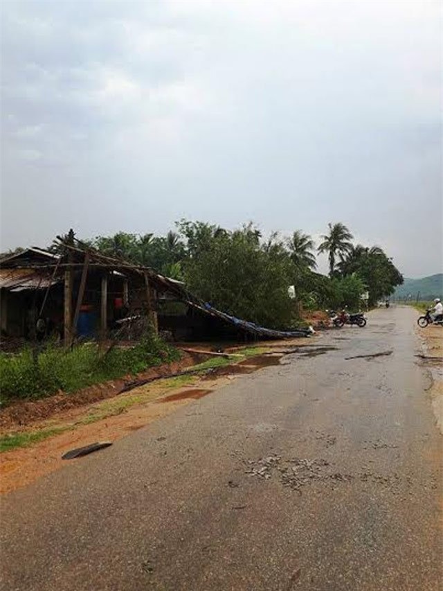 mua da, loc xoay bat thuong, dan binh dinh 'khiep via' hinh anh 2