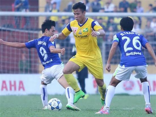 Bầu Đức, Quế Ngọc Hải, V-League