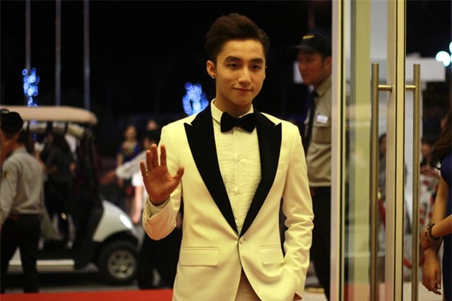 Son Tung M-TP doat giai Cong hien Ca si cua nam hinh anh 3