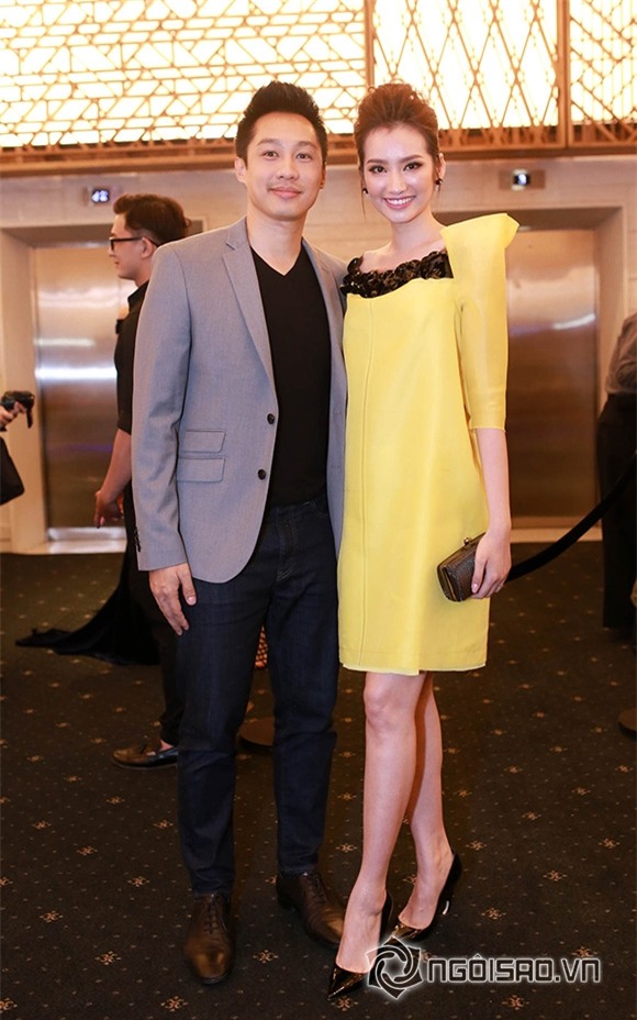 Trúc Diễm và chồng tình tứ hôn nhau trên thảm đỏ 1