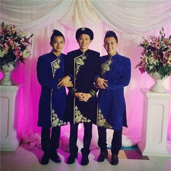 Thông tin này khiến khán giả vô cùng bất ngờ. Vì trước đến nay, Hoài Linh vẫn là một ngôi sao nổi tiếng kín đáo về chuyện riêng tư. Việc Võ Lê Thành Vinh là con trai ruột của Hoài Linh cũng chưa từng được người trong cuộc lên tiếng xác nhận, dù phóng viên đã nhiều lần liên hệ.