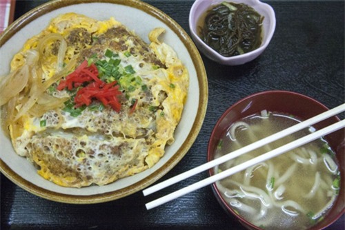 nhung kieng ki khi dung dua o cac nuoc chau a - 3