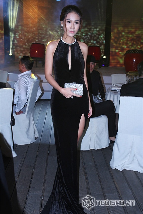 Hồ Hạnh Nhi kín đáo giữ rừng mỹ nhân Việt sexy 0