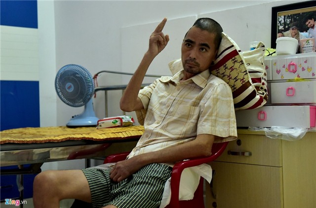 Vo chong dien vien Nguyen Hoang mo quan ca phe muu sinh hinh anh 10