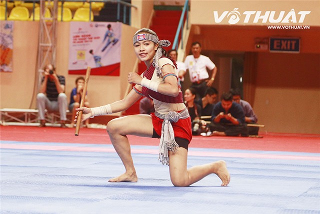 Vẻ xinh đẹp của nữ võ sĩ Campuchia