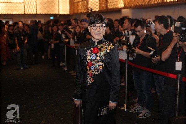 Thảm đỏ tuần lễ thời trang ngày cuối