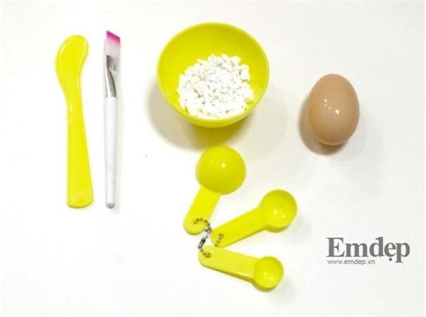 Đánh bay mụn, nám, da trắng hồng với mặt nạ sắn dây thần thánh