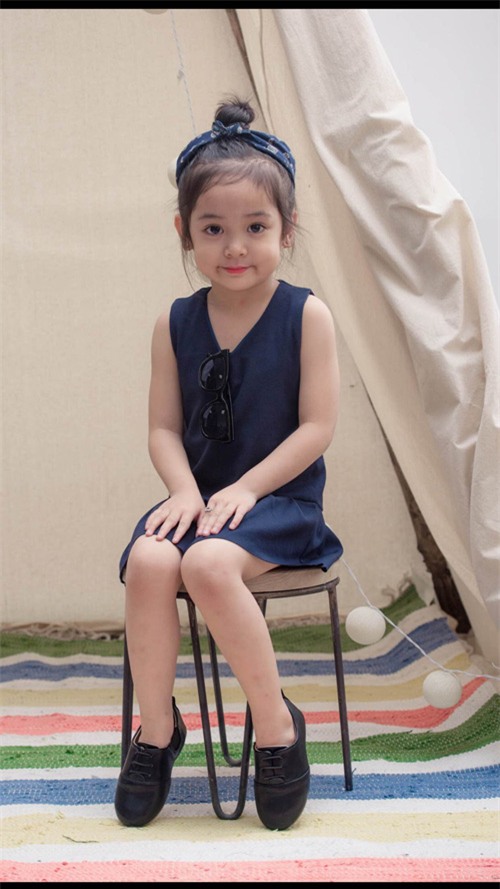 mau nhi 5 tuoi ha noi nhu sinh ra de thi hoa hau - 11