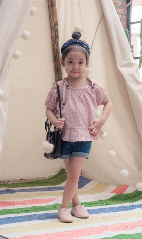 mau nhi 5 tuoi ha noi nhu sinh ra de thi hoa hau - 9