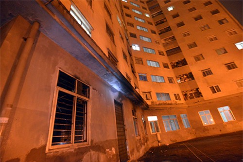 chay chung cu o linh dam: tre va vat ngu ngoai duong - 11