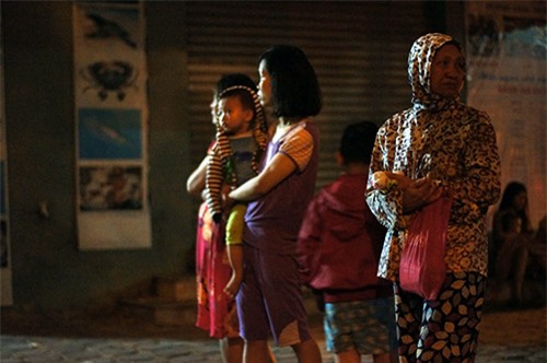 chay chung cu o linh dam: tre va vat ngu ngoai duong - 7