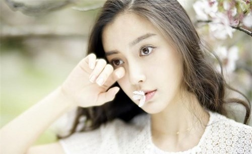 Angelababy xinh như thiên thần bên hoa anh đào - ảnh 15