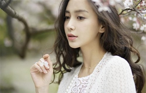 Angelababy xinh như thiên thần bên hoa anh đào - ảnh 17