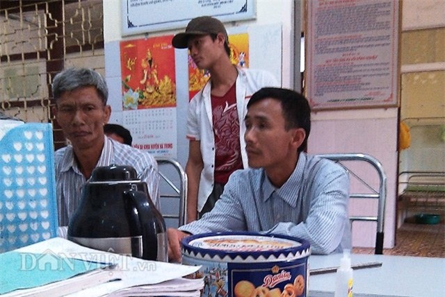 thanh hoa: benh vien tac trach, 1 tre so sinh suyt bi chon song hinh anh 2