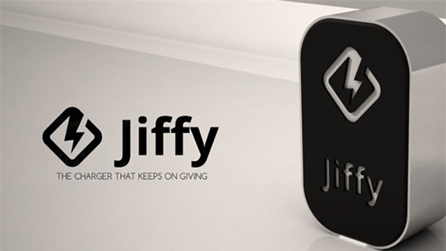 Không lo hết pin với dụng cụ sạc quay tay, càng quay càng ra điện - Ảnh 1.