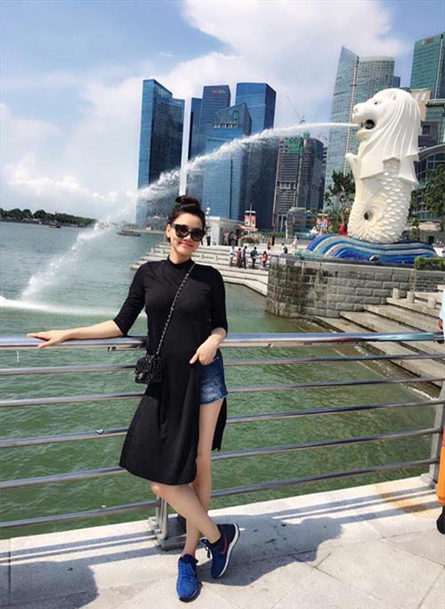 vo chong trang nhung tinh cam ben con gai o singapore - 1