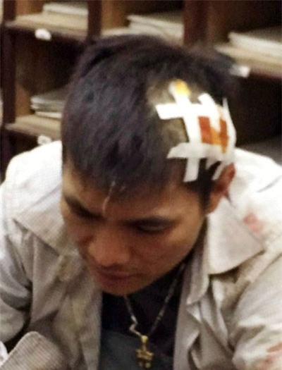 Đối tượng Trần Bá Đức tại cơ quan công an. Ảnh: CTV.