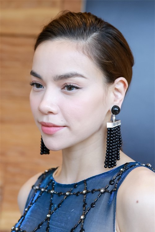 ha ho quyen ru khi make up trong suot nhu khong - 3