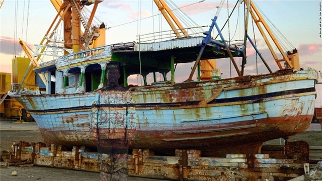 Một trong những loạt tác phẩm Người di cư của Liu